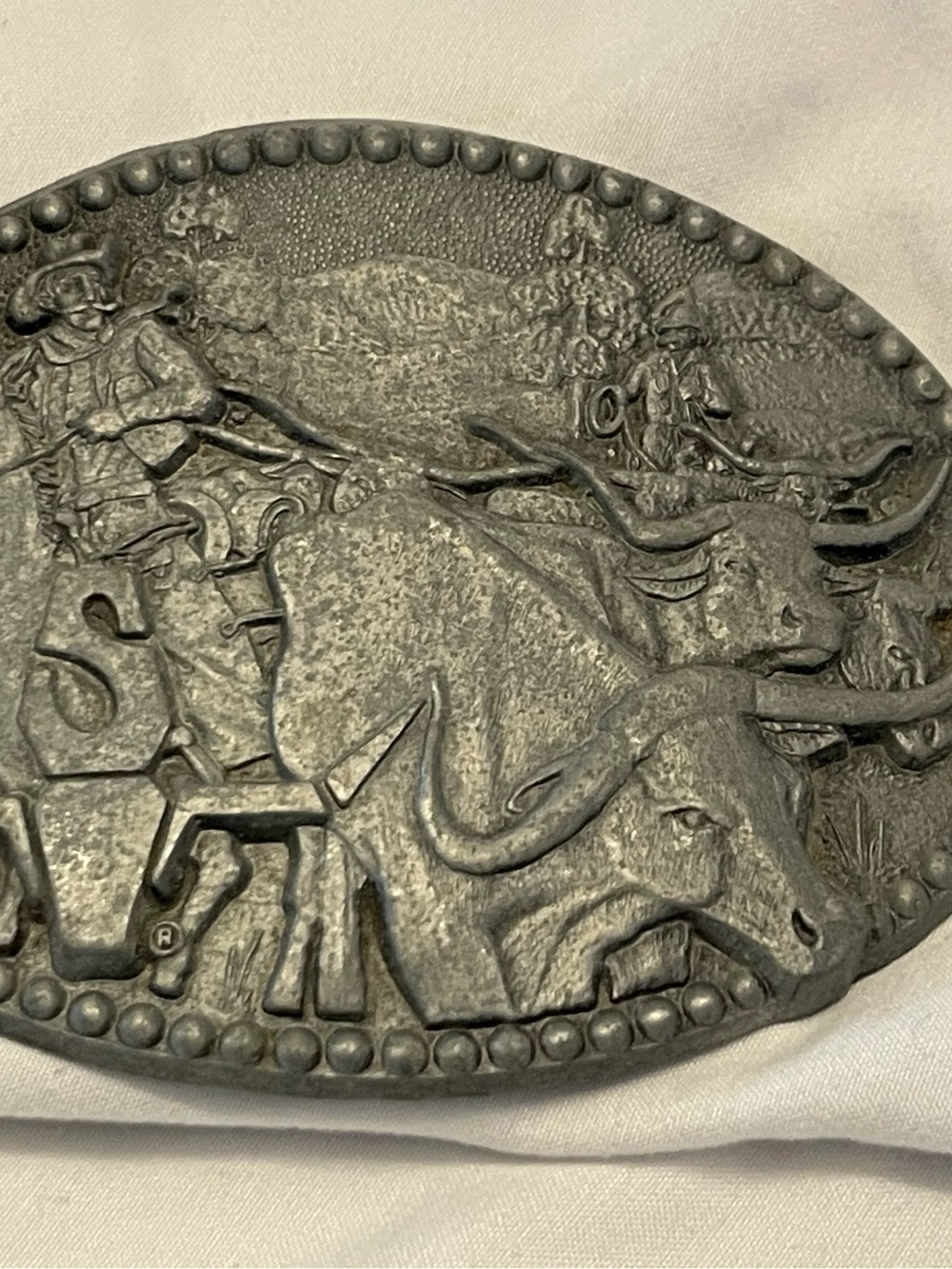 Western Longhorn Buckle in Aged Silver Tone